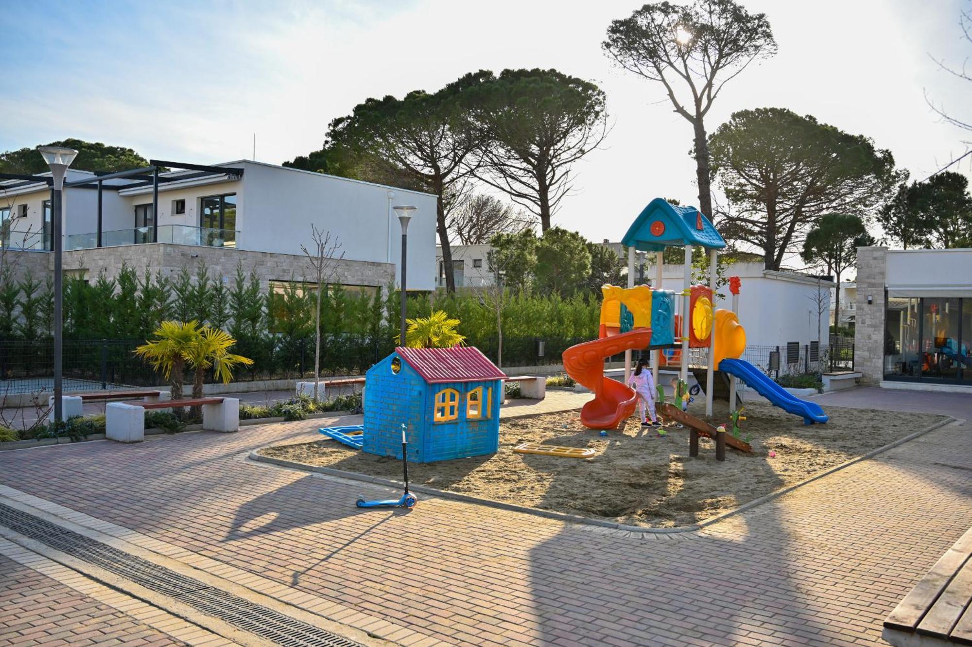 Tropicana 298 Apartment Plazhi San Pietro