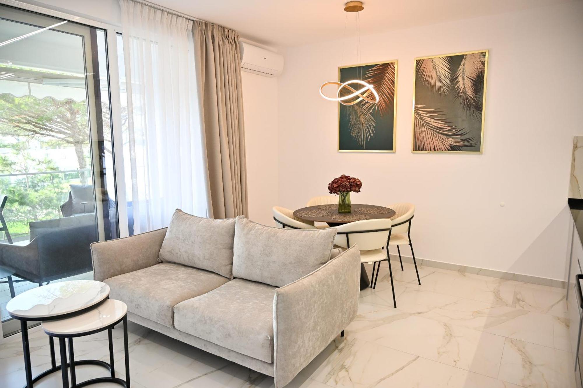Apartment Tropicana 298 *