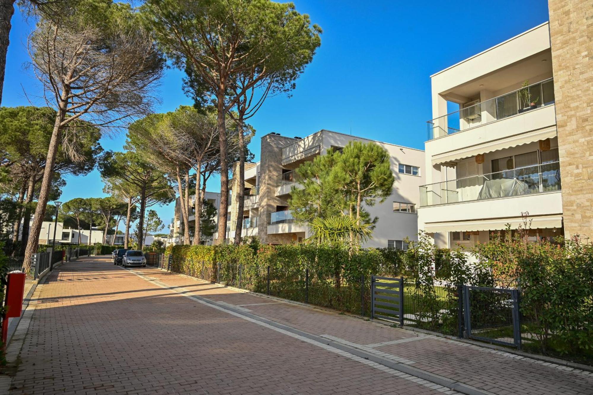 Apartment Tropicana 298 Plazhi San Pietro